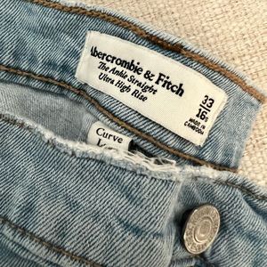 Abercrombie & Fitch NWOT Jeans